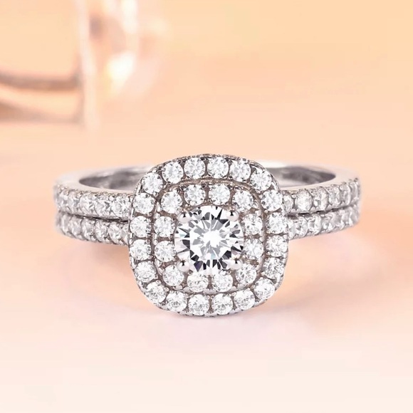 ✨2 Piece Double Halo Set✨18K White Gold✨ - Picture 3 of 7